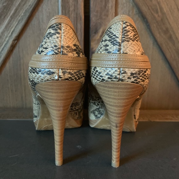 Snakeskin heels / pumps - Picture 3 of 8